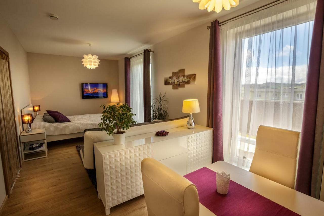 Luxurious, Lovely And Romantic Apartment In Tabor Exterior photo