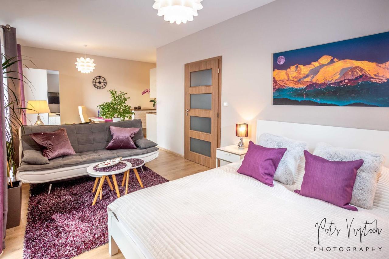 Luxurious, Lovely And Romantic Apartment In Tabor Exterior photo